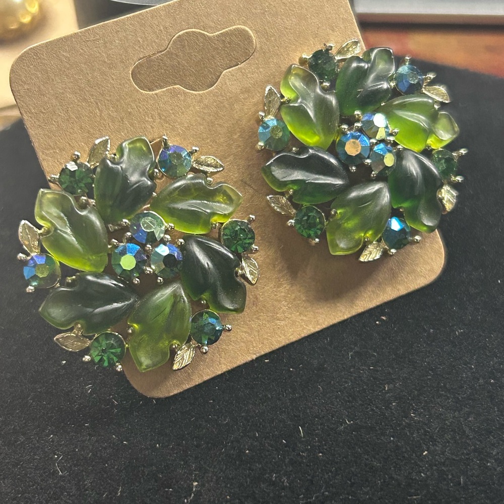 Vintage Lisner Green Earrings